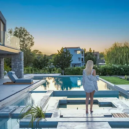 Allure Wellness Retreat Отель 4*